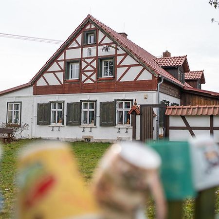 Penzion Na Gruntu Lipna ภายนอก รูปภาพ
