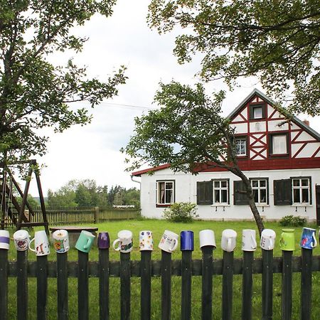 Penzion Na Gruntu Lipna ภายนอก รูปภาพ