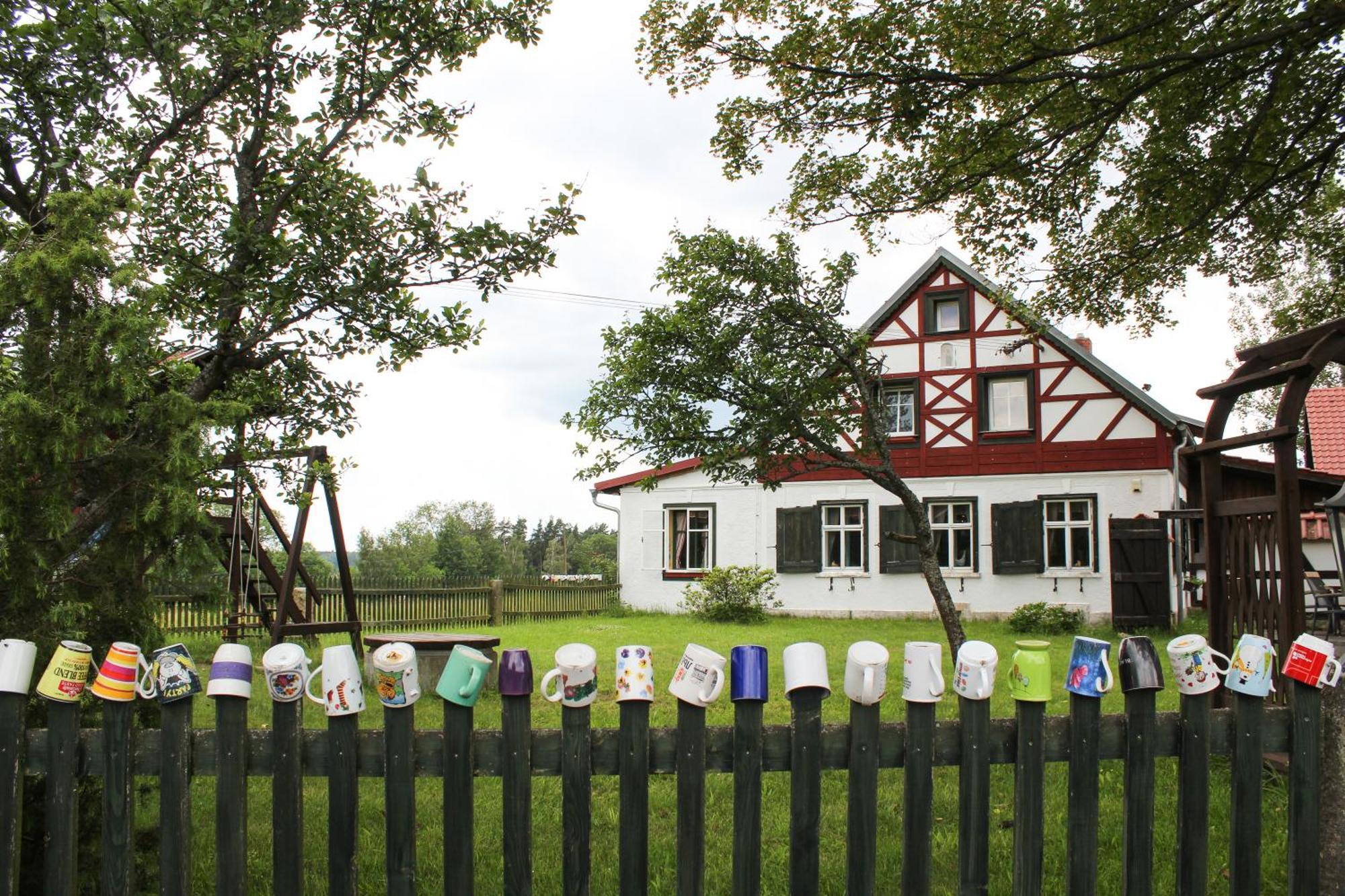 Penzion Na Gruntu Lipna ภายนอก รูปภาพ
