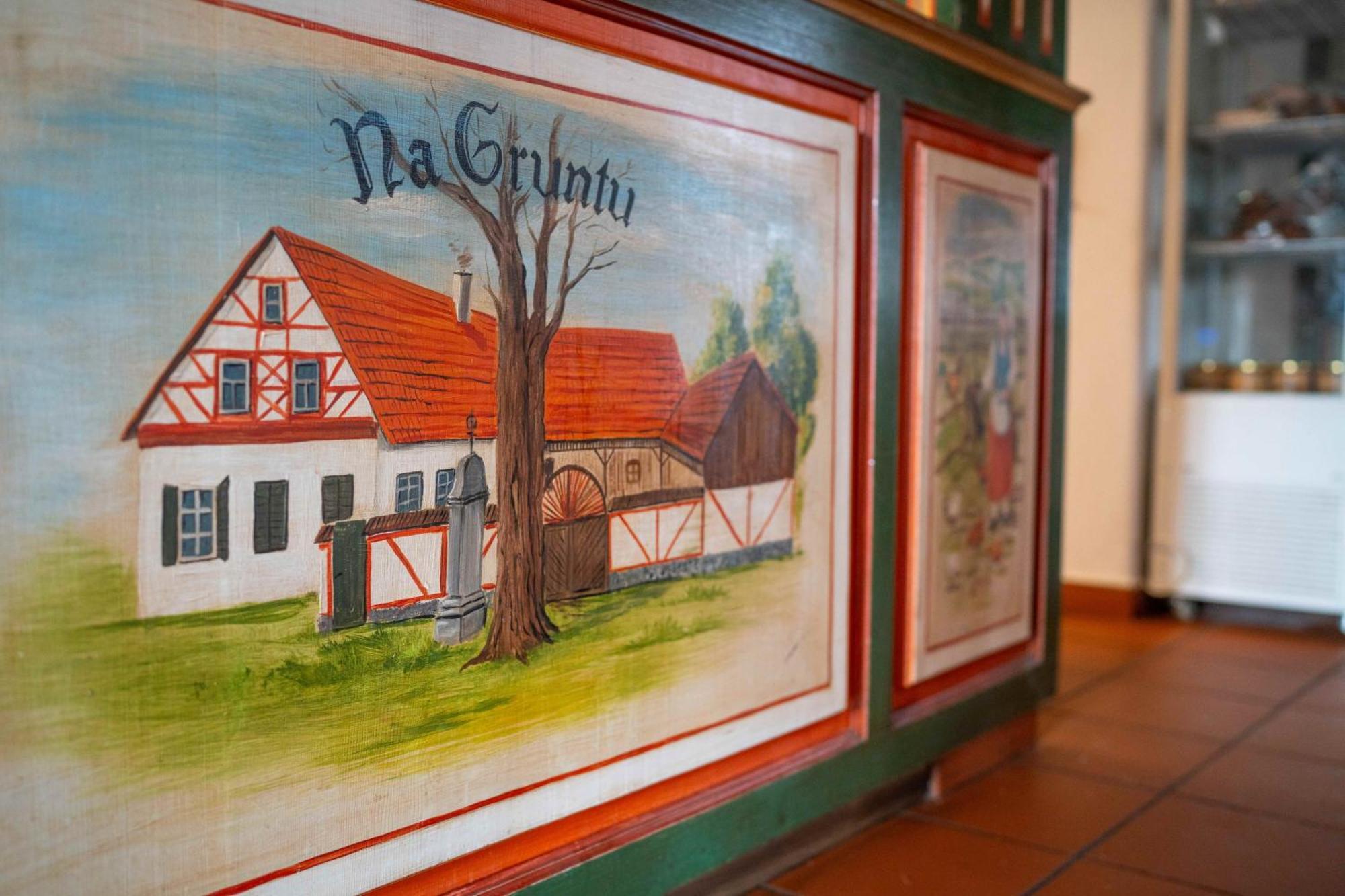 Penzion Na Gruntu Lipna ภายนอก รูปภาพ